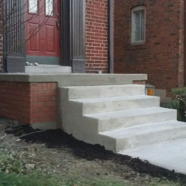 Concrete Steps Dry and Prepped for Non-slip Rubberized Resurfacing